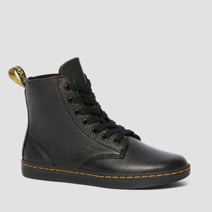 Dr Martens Leyton Women’s Leather Casual Boot size 7